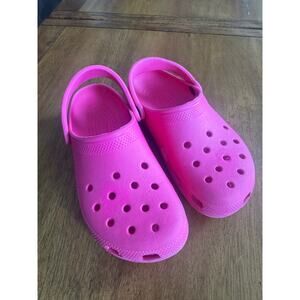 Crocs Classic Clog Hot Pink Crocs Women’s 9 / Men’s 7